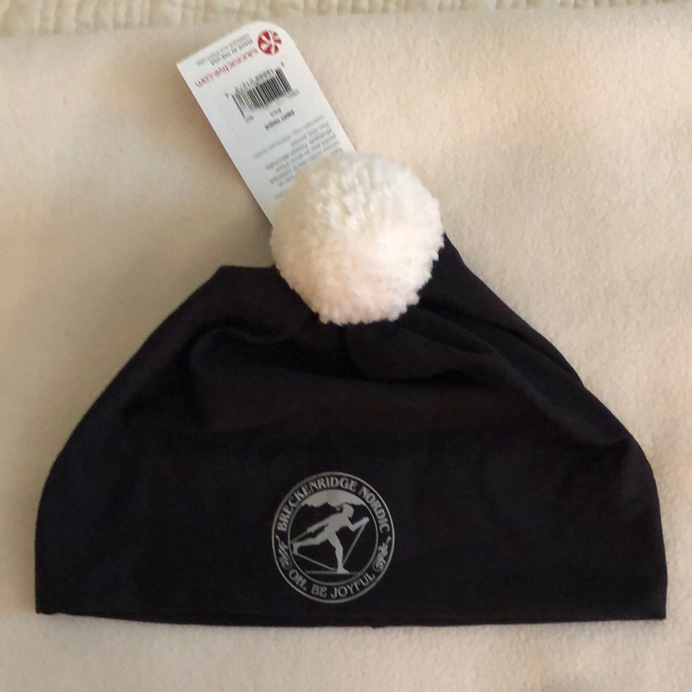 Breckenridge Sauce Active swift toque hat.